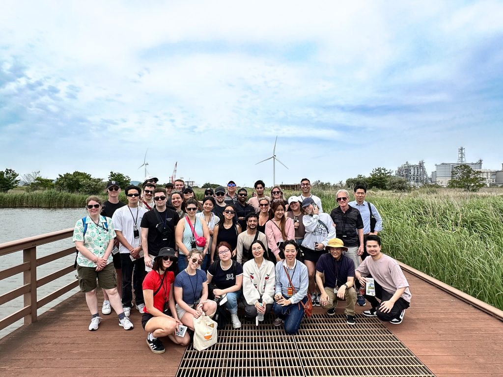 Canadian students Kitakyushu
at Hibikinada BIotope